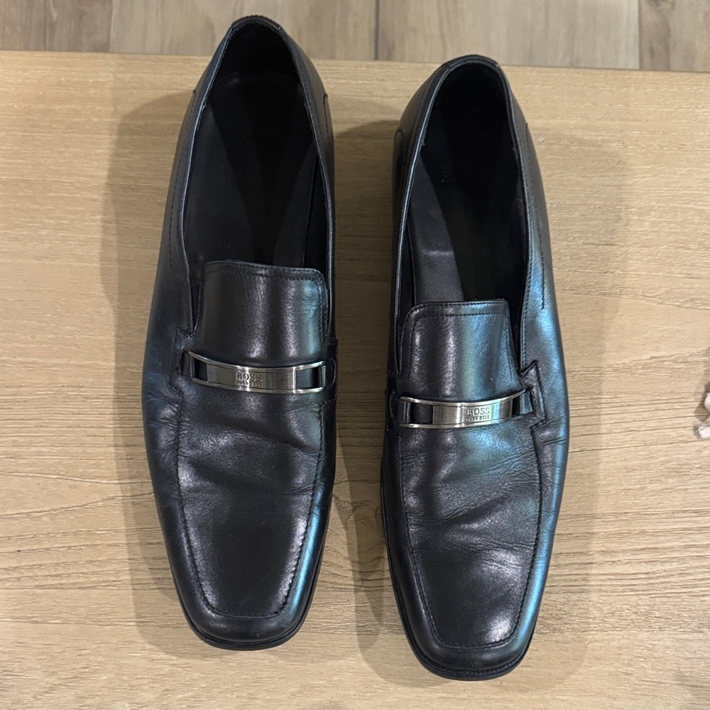 Hugo Boss Black Leather Slip-On Loafers